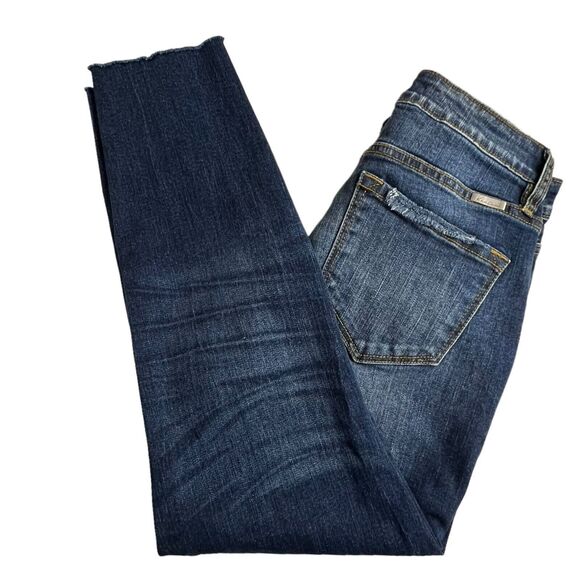 KanCan Womens Dark Wash Mid‎ Rise Distressed Raw Hem Cropped Skinny Jeans 27 - Picture 1 of 8